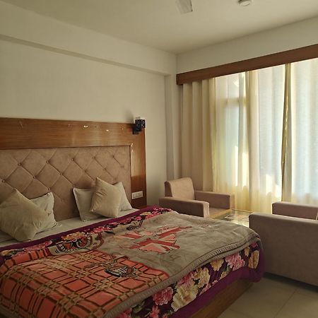 Santosh Cafe & Rooms 阿姆利则 外观 照片